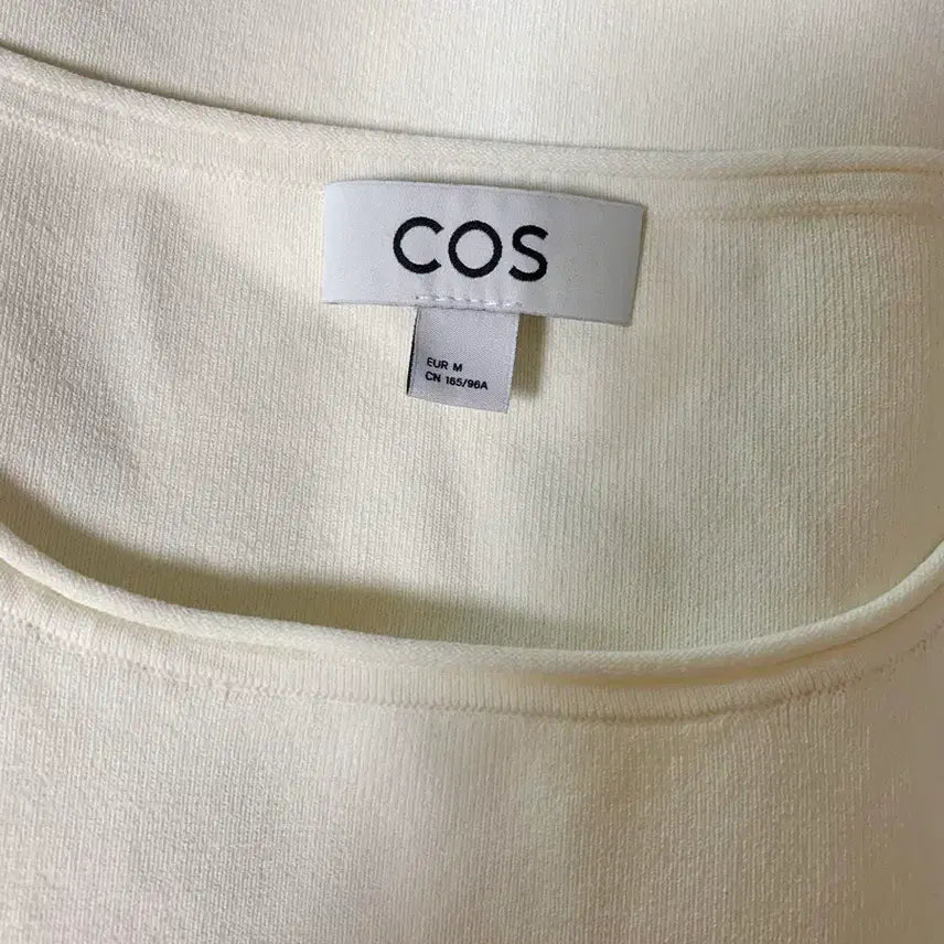 [BUNJANG] COS Tubular Knitted Sleeveless Top Ivory M / COS 튜블라 니티드 슬리브리스 탑 아이보리 M