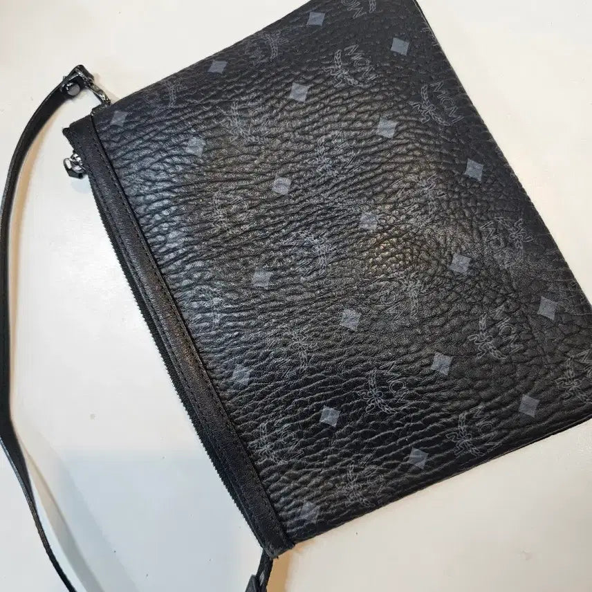 [BUNJANG] MCM Visetos Shoulder &amp; Clutch Bag / MCM 비세토스 숄더앤 클러치백