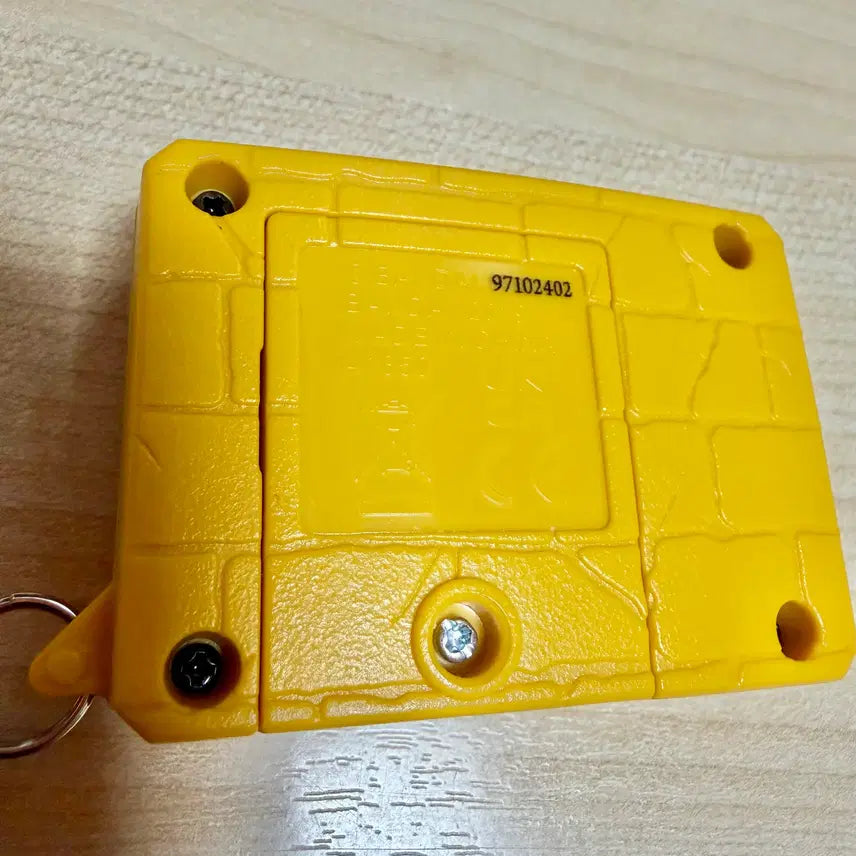 [BUNJANG] Digital Monster 20th Anniversary Brick Yellow Version 2 (English) / 디지털몬스터 20주년 벽돌