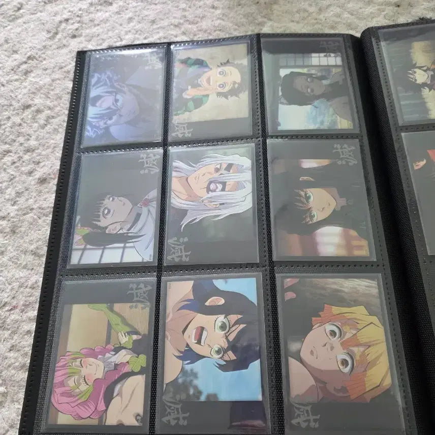 [BUNJANG] Demon Slayer: Mugen Train Arc File Set with Cards / 귀멸의칼날 한국한정 스페셜카드 하이라이트픽 카드팩 수집한거 팝니다.