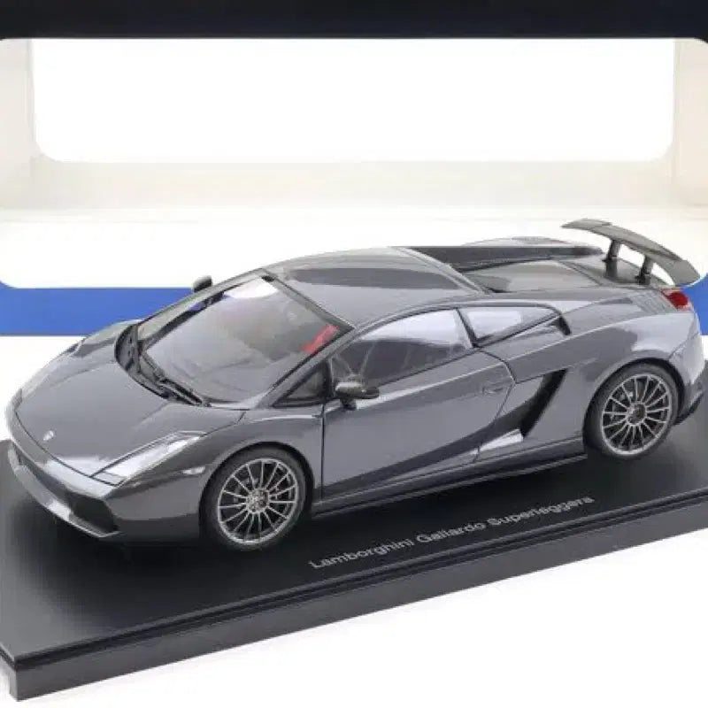 [BUNJANG] Autoart Gallardo Superleggera 1:18 Scale / 오토아트 가야르도 슈퍼레제라 1:18(s급 풀박)