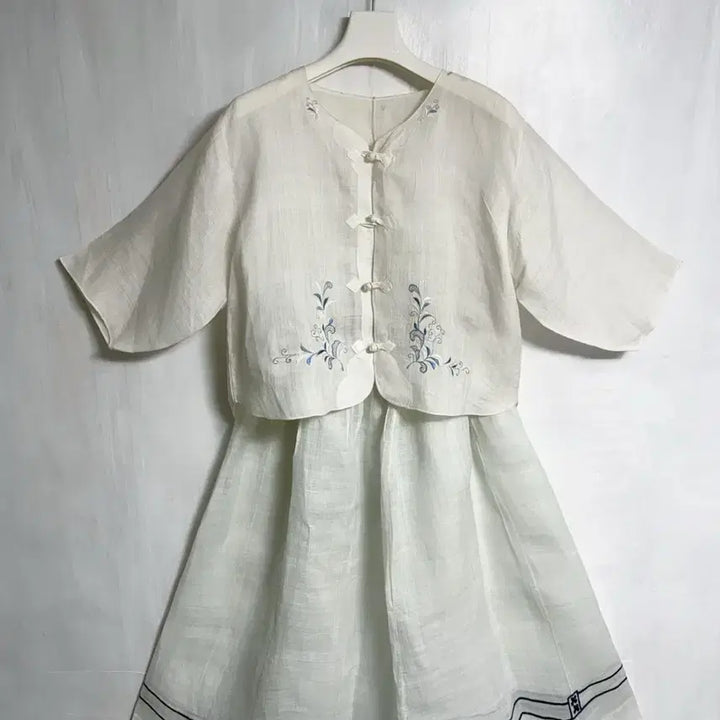 [BUNJANG] Ramie Embroidered Jeogori and Skirt Set / 모시 자수 저고리, 모시 치마(맞춤) 세트