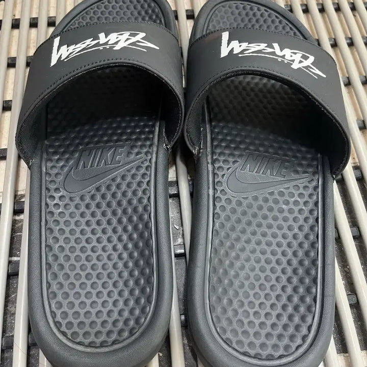 [BUNJANG] Nike Stüssy Benassi Slides / 나이키 스투시 베나시 슬리퍼 [280]