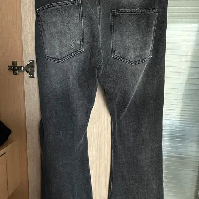 [BUNJANG] frage Flare Damage Denim Pants L / frage 프라게 플레어 데미지 데님 팬츠 L