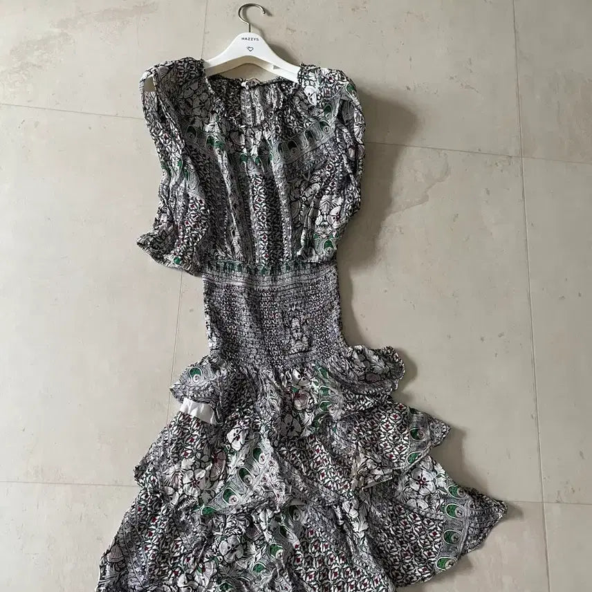 [BUNJANG] Maje Summer Chiffon Dress / 마쥬 2 한여름 쉬폰 원피스. 샤틴.산드로.레니본.오즈세컨.띠어리.미샤.