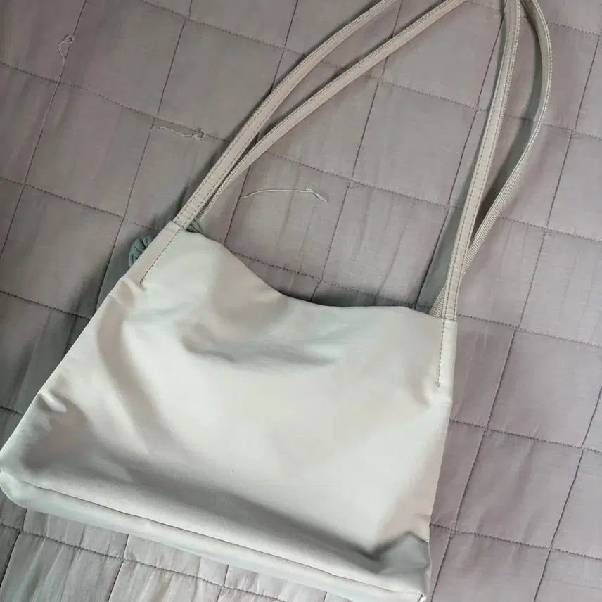 [BUNJANG] iThinkSo Mini Knit Bag Breeze Ivory / 아이띵소 미니 니트백 브리즈 아이보리