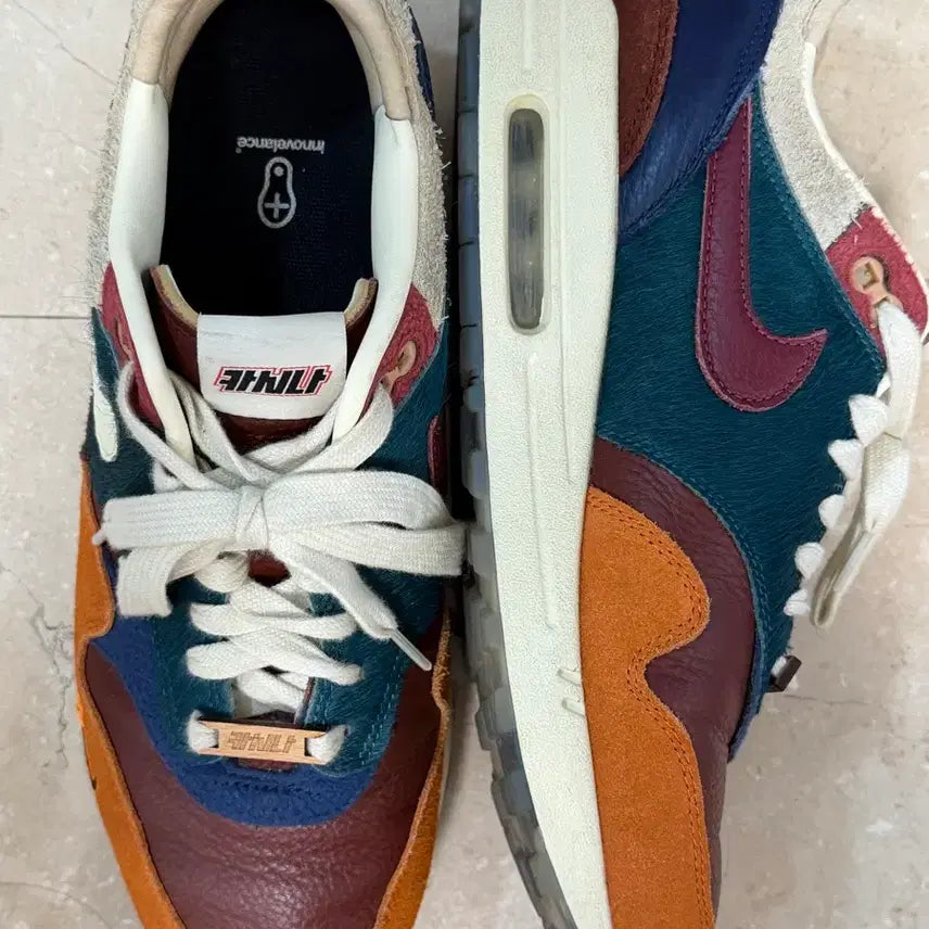 [BUNJANG] Cassina x [Collaboration Partner] Sneakers Size 280 / 카시나 uk9 280