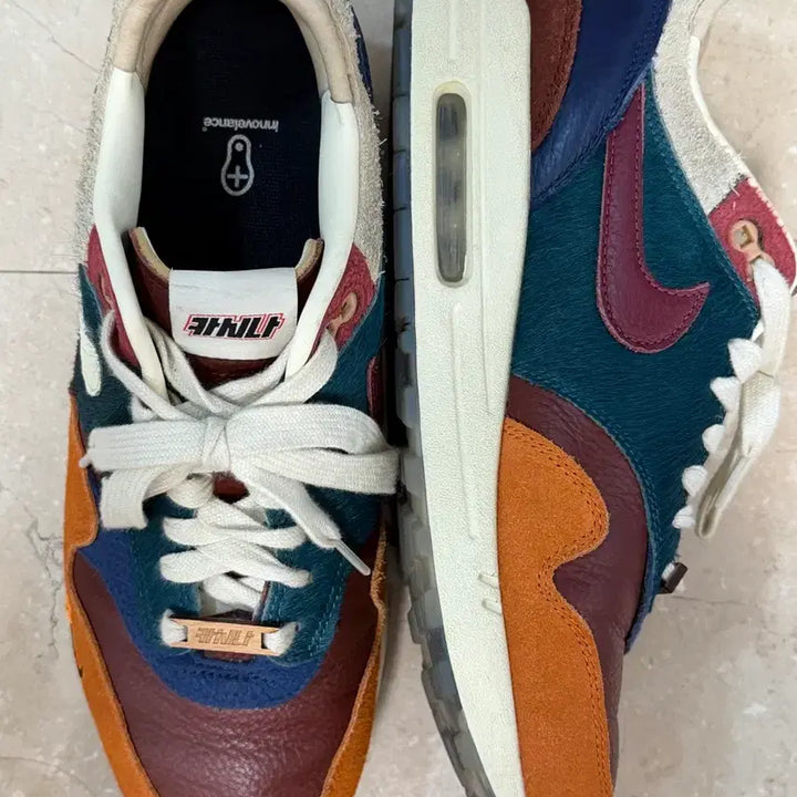[BUNJANG] Cassina x [Collaboration Partner] Sneakers Size 280 / 카시나 uk9 280