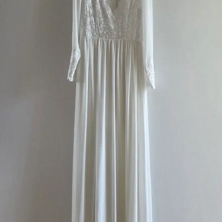 [BUNJANG] Fayewoo Wedding Dress / 페이우 웨딩드레스