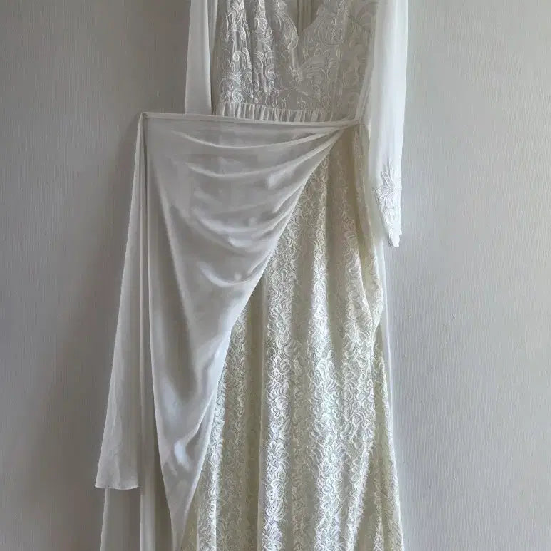 [BUNJANG] Fayewoo Wedding Dress / 페이우 웨딩드레스