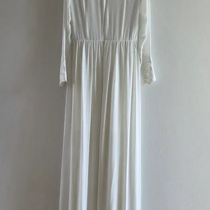 [BUNJANG] Fayewoo Wedding Dress / 페이우 웨딩드레스