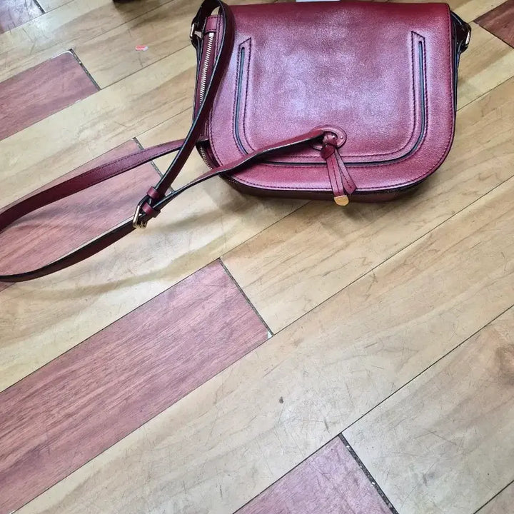 [BUNJANG] Beanpole Burgundy Leather Crossbody Bag / 빈폴버건디크로스백