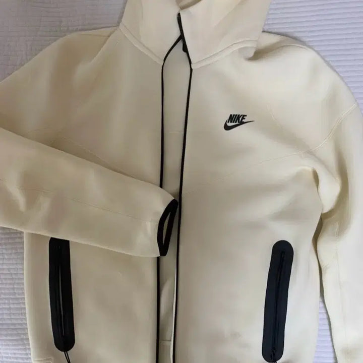 [BUNJANG] Nike Tech Fleece Hoodie Zip-Up / 나이키 테크팩 m