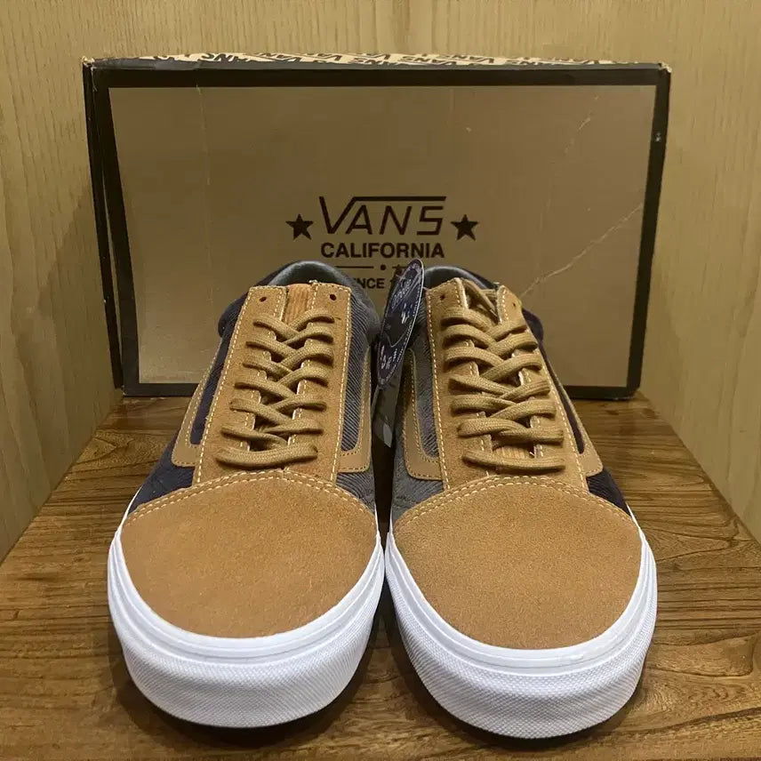 [BUNJANG] Vans Corduroy Mix Old Skool Sneakers / Vans 반스 코듀로이 믹스 올드스쿨 290