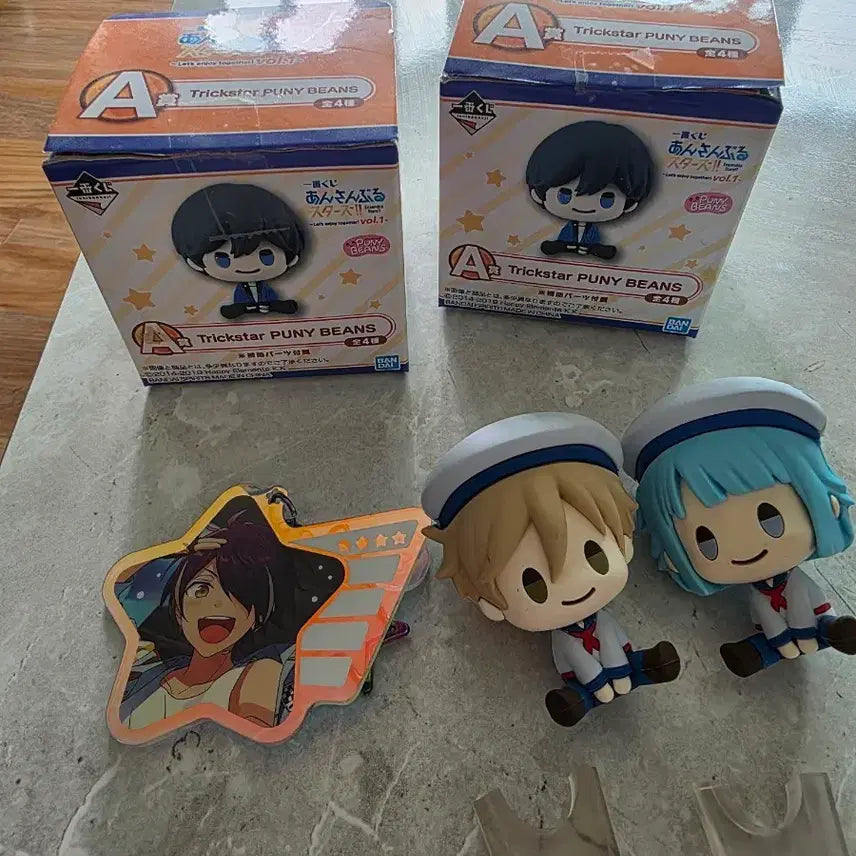 [BUNJANG] Ensemble Stars Trickstar Puny Beans Figure + Keychain Set / 앙상블 스타즈 Trickstar Puny Beans 피규어 + 키링팝니다