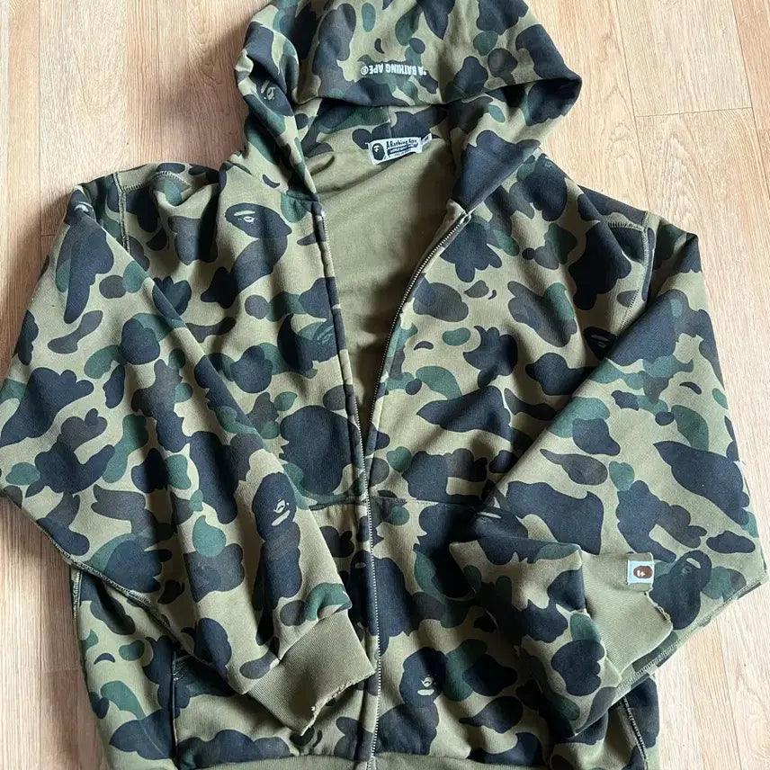 [BUNJANG] BAPE First Camo Green Hooded Zip-Up XL / 베이프 퍼스트 카모 녹계 후드 집업 XL 데끼패턴