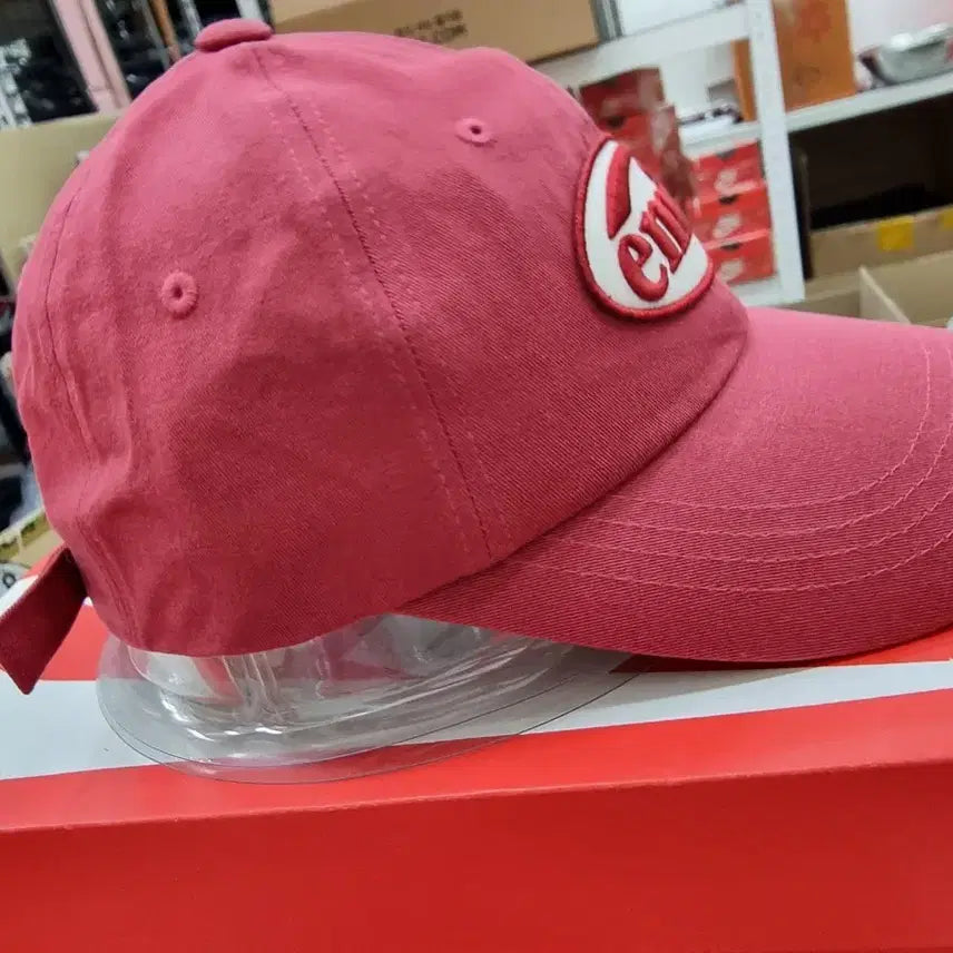 [BUNJANG] Emis Round Patch Ball Cap Burgundy / 이미스 원형 패치 볼캡 버건디 새상품