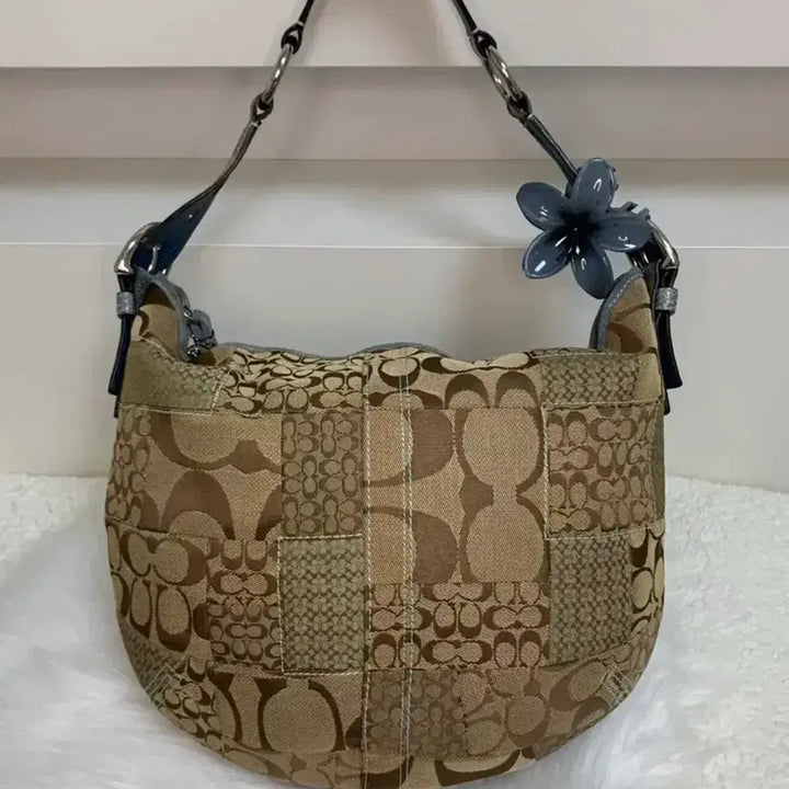 [BUNJANG] Coach Signature Patchwork Hobo Bag / 코치 시그니처 패치워크 호보백