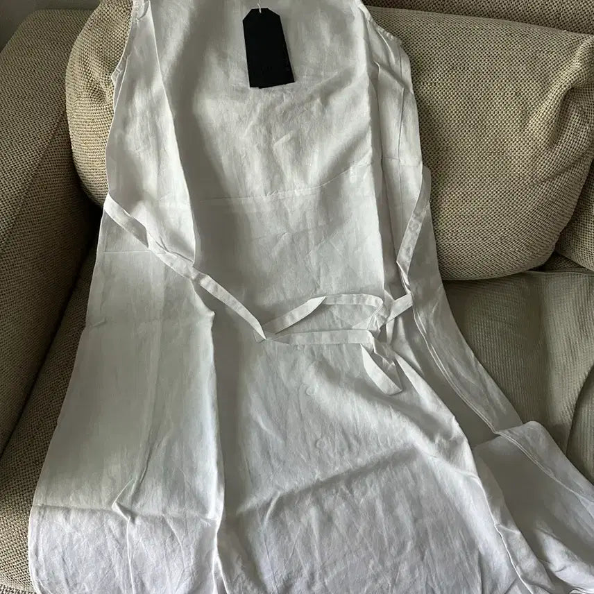 [BUNJANG] LAP White Linen Sleeveless Maxi Dress / 랩 lap 화이트 린넨 나시 민소매 롱원피스 셀프웨딩