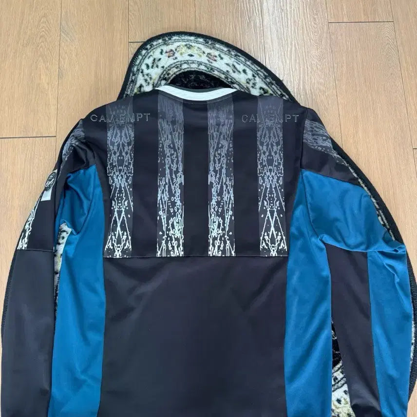 [BUNJANG] Nike Cav Empt Collaboration Long Sleeve T-Shirt / 나이키 Cav Empt 콜라보 긴팔티 블랙/화이트/블루