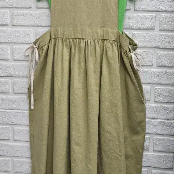 [BUNJANG] FAVORITO Olive Khaki Strap Long Dress / A4382 올리브카키색 멜빵 원피스(FAVORITO)