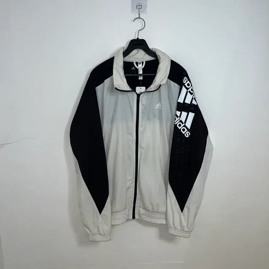 [BUNJANG] Adidas Essential F1 BP2 Windbreaker / 아디다스 에센셜 F1 BP2 바람막이