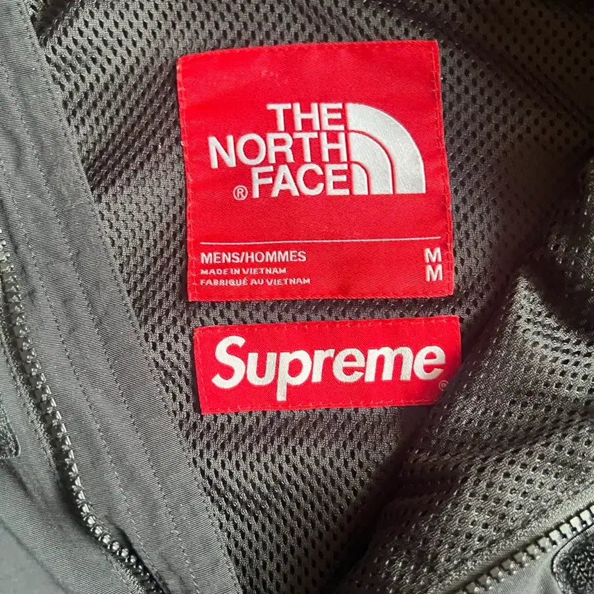 [BUNJANG] Supreme The North Face Trekking Convertible Jacket (M) / 슈프림 노스페이스 트레킹 컨버터블 자켓 M