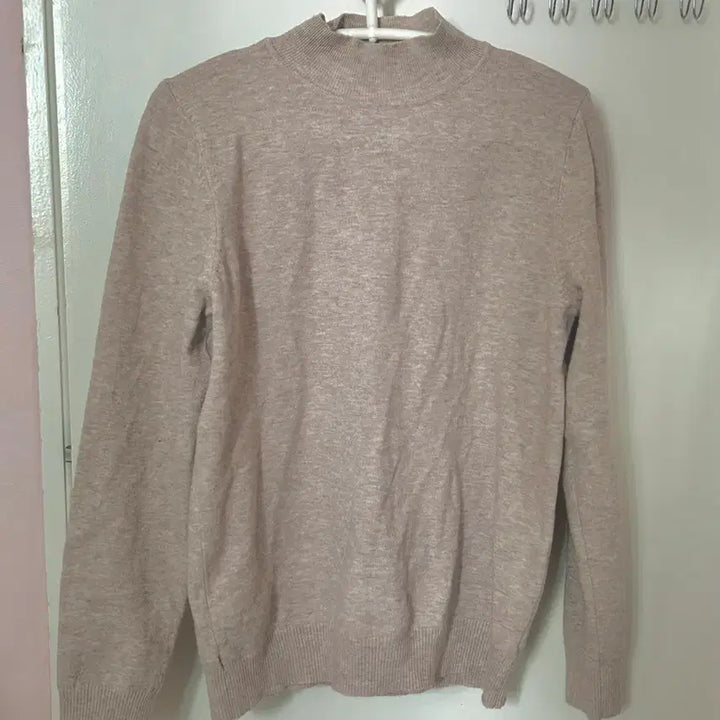 [BUNJANG] Beige Half-Neck Knit Long Sleeve Top / 베이지색 반폴라 니트 긴팔