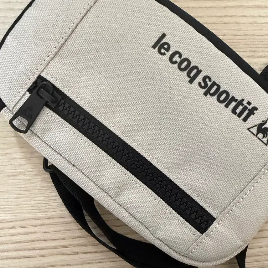 [BUNJANG] Le Coq Sportif Beige Mini Cross Bag / 르꼬끄 베이지 미니 크로스백