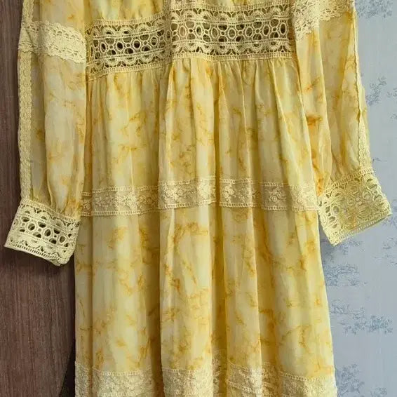 [BUNJANG] Yellow Lace Long Dress / 옐로우 레이스 롱 원피스