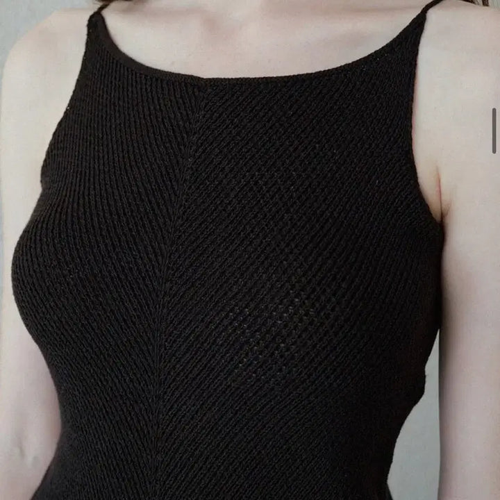 [BUNJANG] Cotton V-Neck Knit Top (Black) / 코튼 븨스티에 니트 탑(블랙)