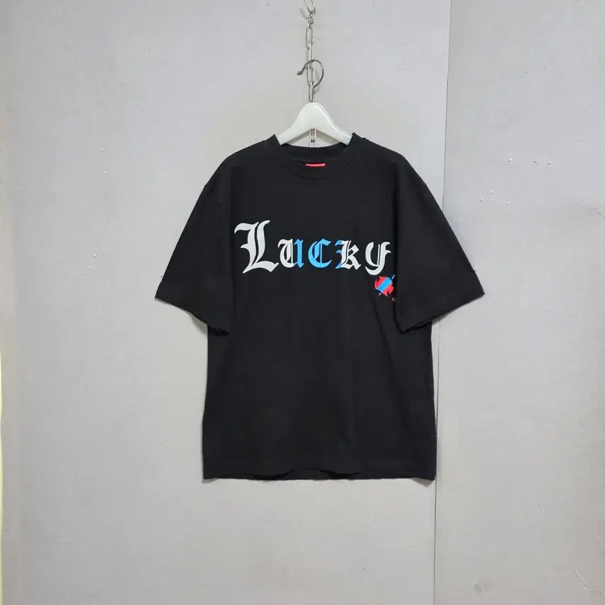 [BUNJANG] Lucky Chouette Black T-Shirt FF / 럭키슈에뜨 블랙 티셔츠 FF   n5205
