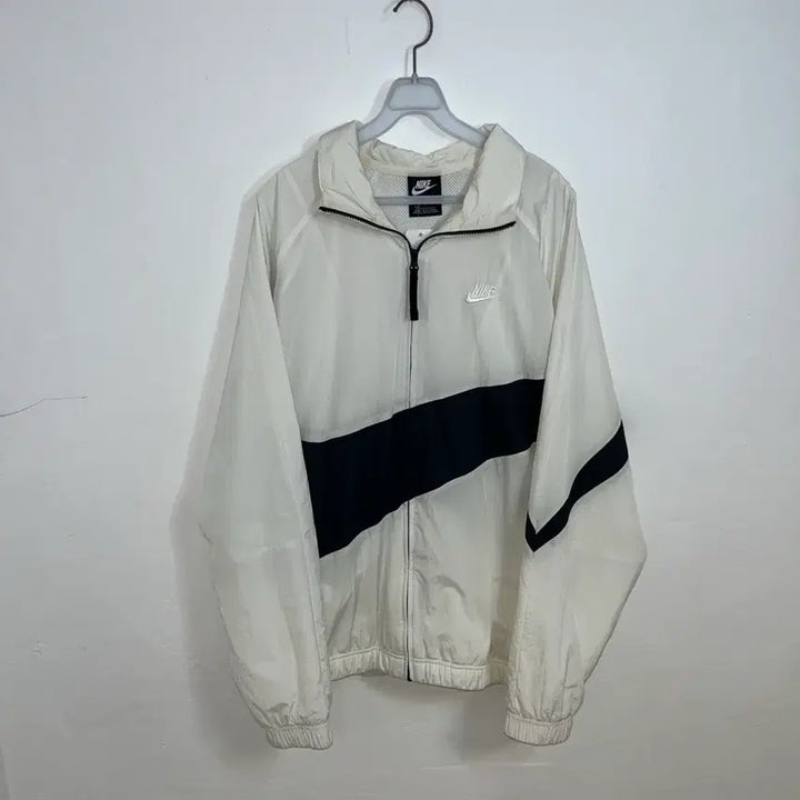 [BUNJANG] Nike Big Swoosh Windbreaker Jacket / 나이키 빅스우시 바람막이