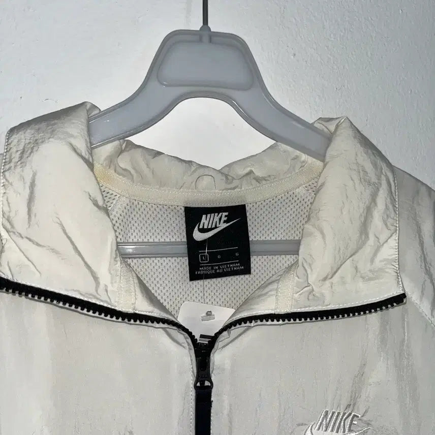 [BUNJANG] Nike Big Swoosh Windbreaker Jacket / 나이키 빅스우시 바람막이