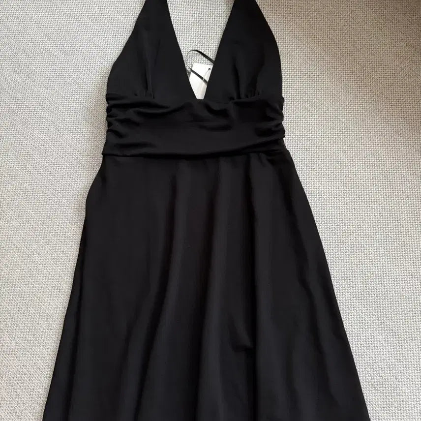 [BUNJANG] Zara Halterneck Mini Dress - Black (Size S) / [새상품/S] 자라 홀터넥 미니 원피스 - 블랙 (55사이즈)