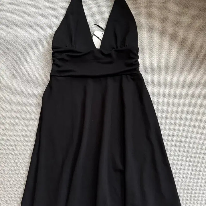 [BUNJANG] Zara Halterneck Mini Dress - Black (Size S) / [새상품/S] 자라 홀터넥 미니 원피스 - 블랙 (55사이즈)
