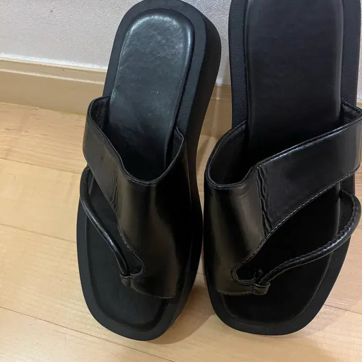 [BUNJANG] Leather Sandals Slippers 240 Summer / 새상품)240 여름 레더 가죽샌들 슬리퍼
