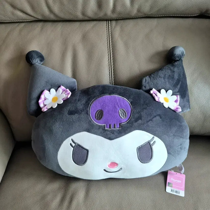 [BUNJANG] Sanrio Kuromi Face Cushion Plush Flower Check / 산리오 쿠로미 얼굴 쿠션 인형 플라워체크