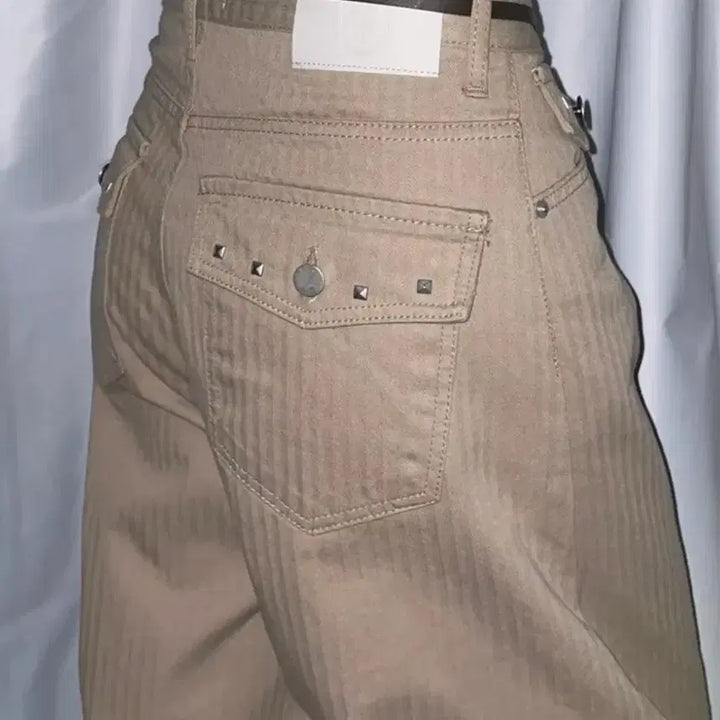 [BUNJANG] The Voyage Vintage Stud Pocket Wide Pants Beige / 빈티지 스터드 포켓 와이드 팬츠 베이지 컬러