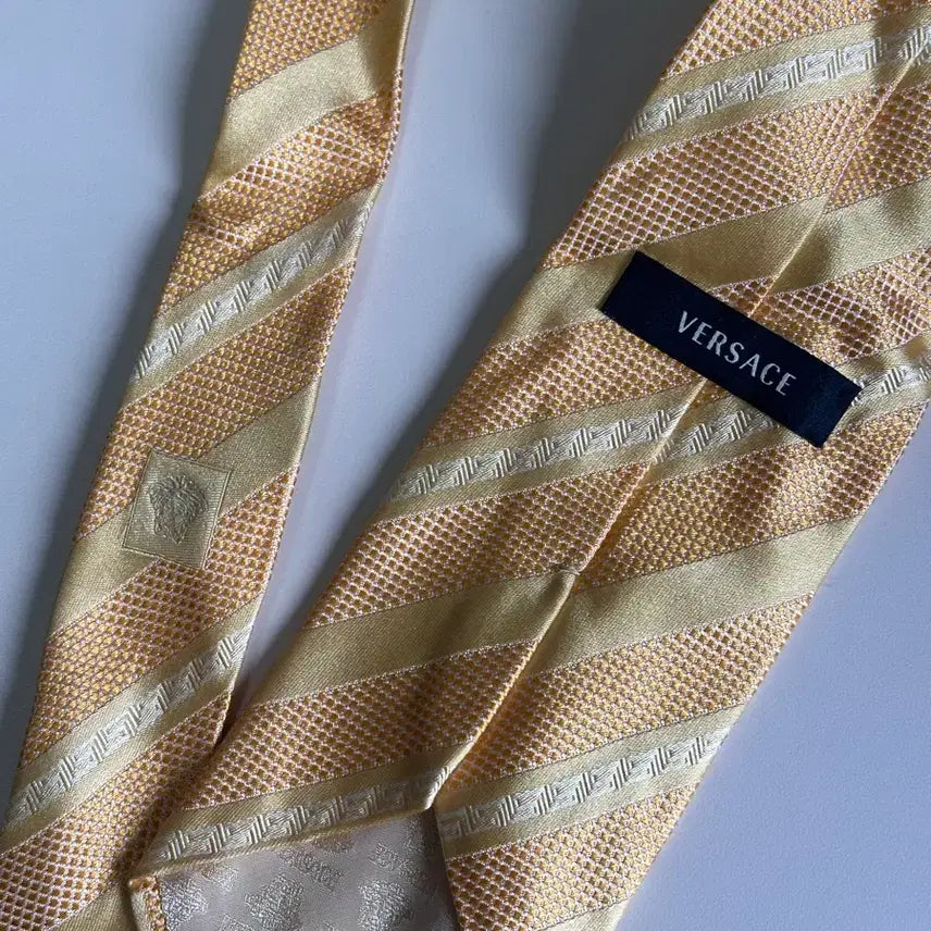[SOLD OUT] 베르사체 넥타이 정품