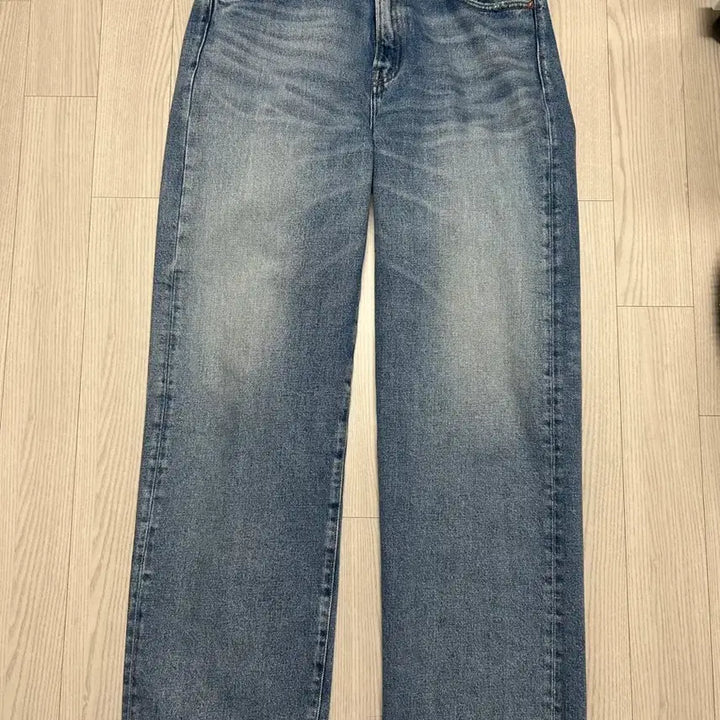 [BUNJANG] Paser Signature Straight Denim Jeans (Mid Blue) XL / XL) 파세르 시그니처 스트레이트 데님 [미드 블루]