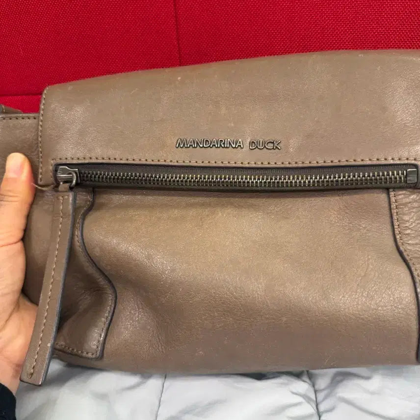 [BUNJANG] Mandarin Duck Leather Crossbody Bag / 만다리나덕 가죽 크로스백