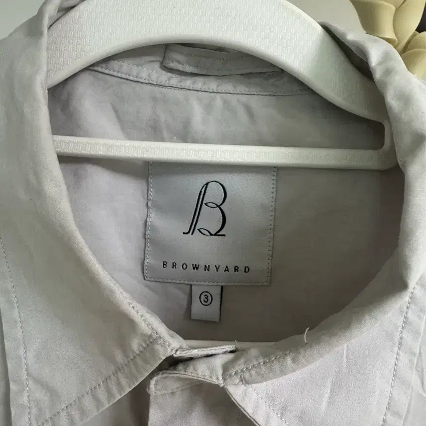 [BUNJANG] Brown Yak Silver Shirt Size 3 (XL) / 브라운야드 셔츠 실버 3사이즈(xl)
