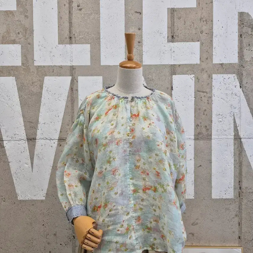 [BUNJANG] Linen Floral Pattern Blouse / 플라워 패턴 린넨블라우스