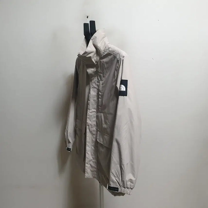 [BUNJANG] The North Face Windbreaker Jacket Size 90 / 노스페이스 바람막이점퍼/자켓/90