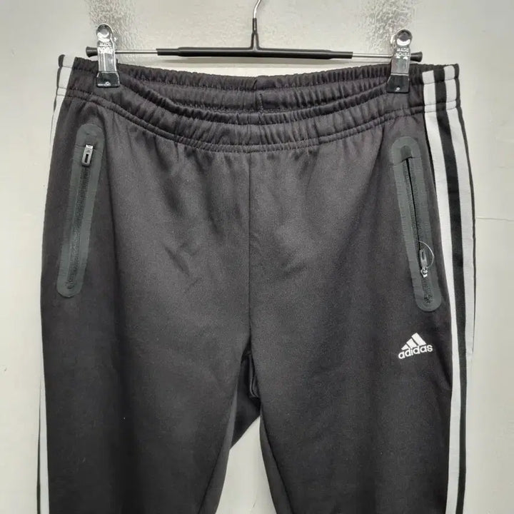 [BUNJANG] Adidas Training Pants (Size 100/L) / [100/L] 아디다스 트레이닝 팬츠