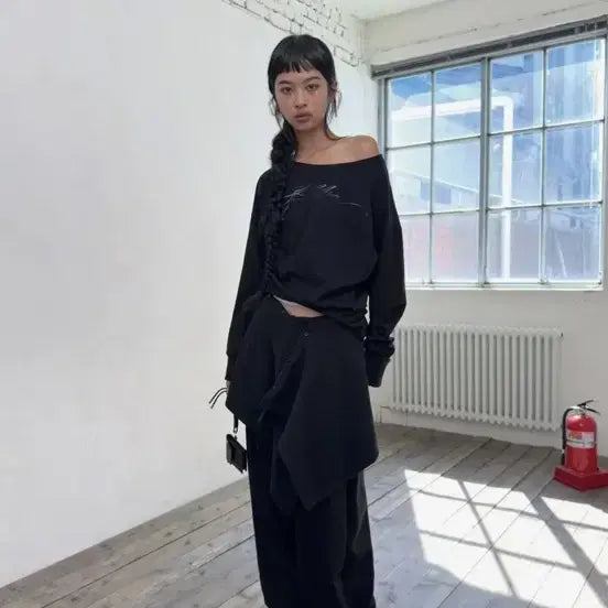 [BUNJANG] Fortena Off-Shoulder Leather String Terry Long Skirt / 포르테나 오프숄더 티 LEATHER STRING TERRY LONG SK