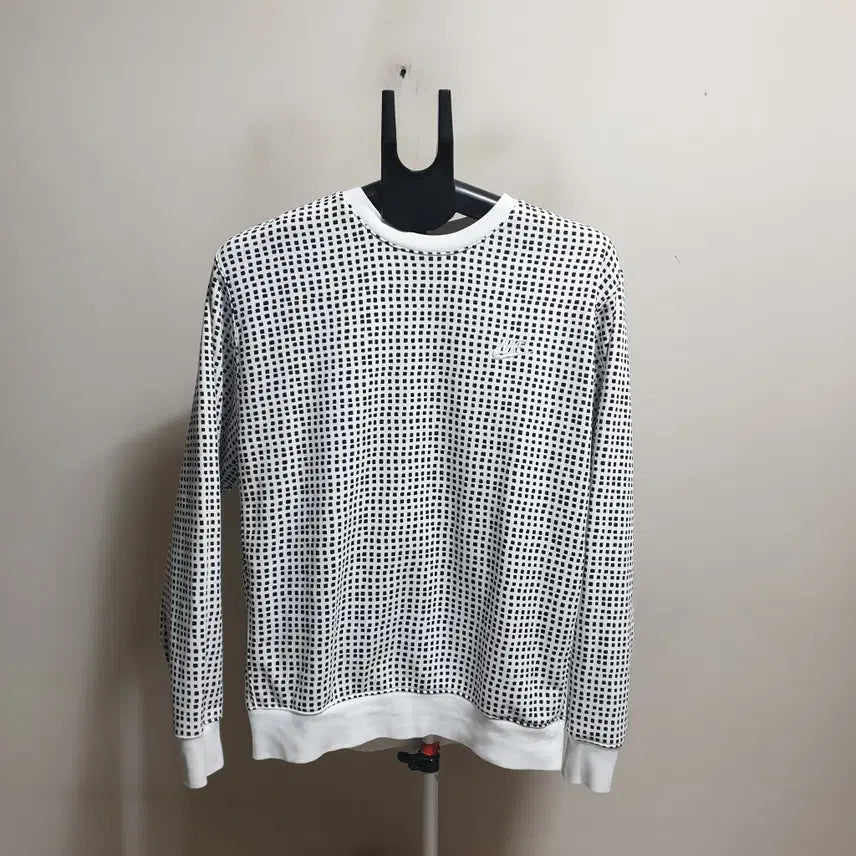 [BUNJANG] Nike Round T-shirt Size 105 / 나이키 라운드티셔츠/105