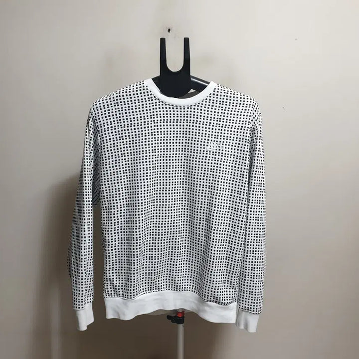[BUNJANG] Nike Round T-shirt Size 105 / 나이키 라운드티셔츠/105