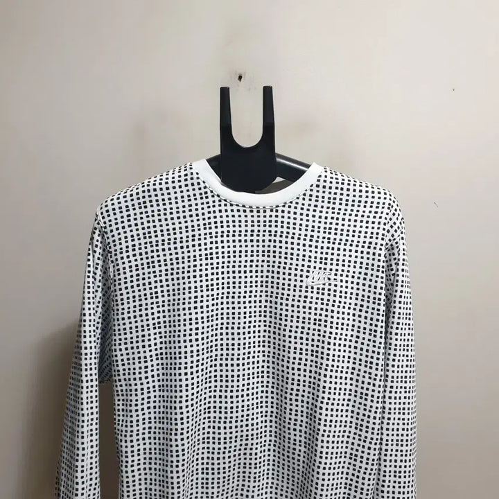 [BUNJANG] Nike Round T-shirt Size 105 / 나이키 라운드티셔츠/105